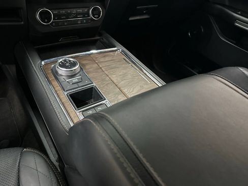 Used 2020 Ford Expedition Platinum RWD image 44