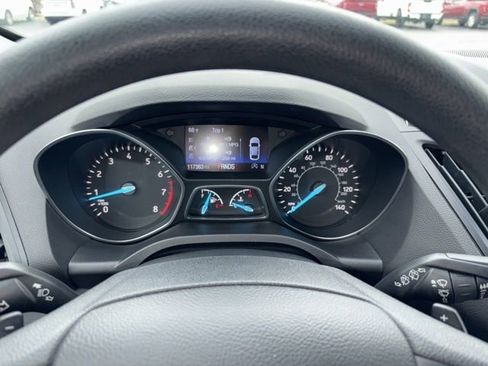 Used 2017 Ford Escape SE w/ Equipment Group 201A image 26