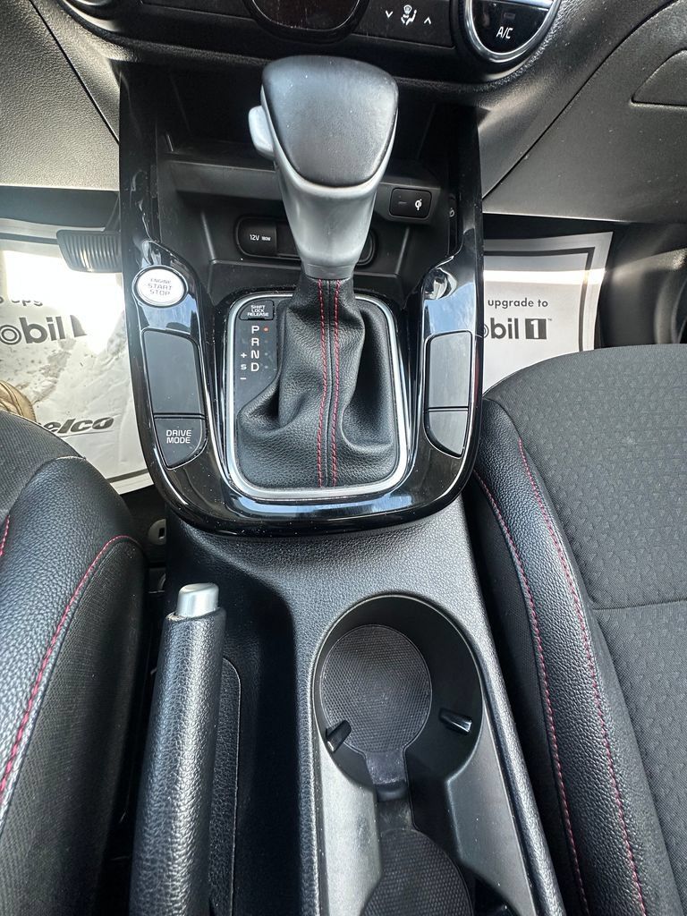 Used 2023 Kia Soul GT-Line FWD image 17