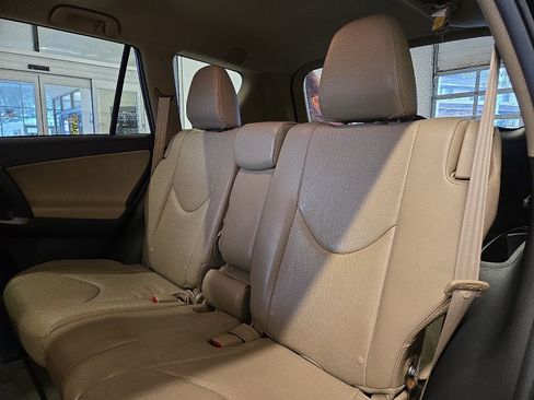 Used 2012 Toyota RAV4 Limited image 11
