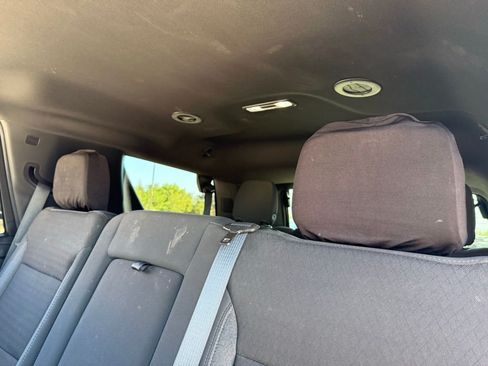 Used 2024 GMC Yukon SLE RWD image 22