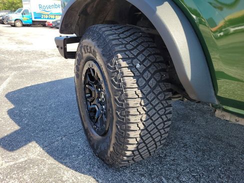 Certified 2023 Ford Bronco Wildtrak image 33