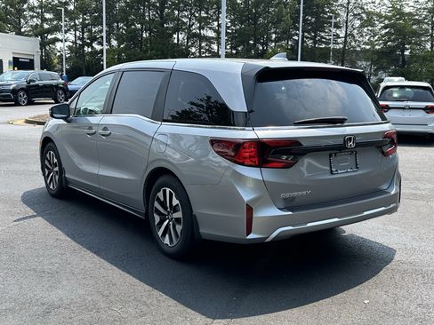 Used 2026 Honda Odyssey EX-L image 11
