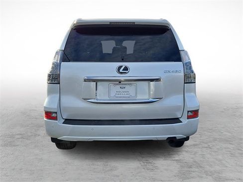 Used 2023 Lexus GX 460 Premium image 5