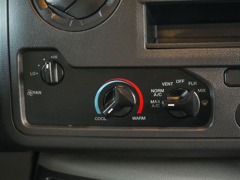 Used 2023 Ford E-450 and Econoline 450 Super Duty w/ Motorhome Prep Package RWD image 44