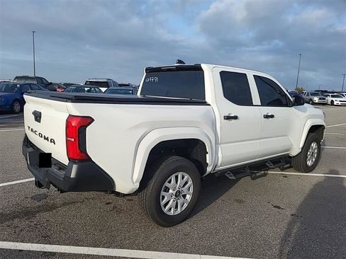 Used 2025 Toyota Tacoma SR RWD image 10