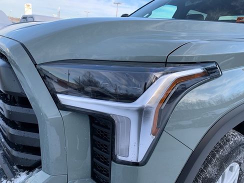 New 2026 Toyota Tundra SR5 image 29