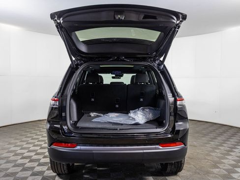 New 2026 Jeep Grand Cherokee Limited AWD/4WD image 42