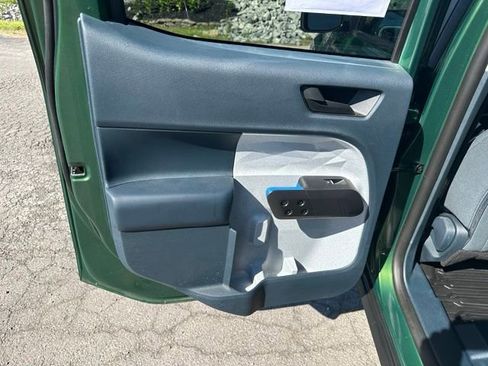Used 2025 Ford Maverick XLT w/ Equipment Group 301A AWD/4WD image 18