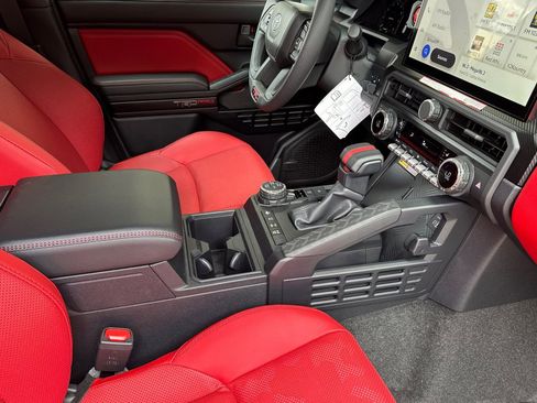 Used 2025 Toyota 4Runner TRD Pro AWD/4WD image 21