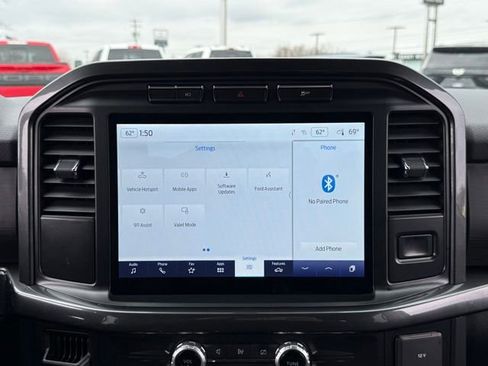 Certified 2022 Ford F150 XLT w/ Equipment Group 302A High image 24