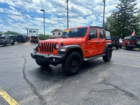 Used 2023 Jeep Wrangler Unlimited Sport AWD/4WD image 8