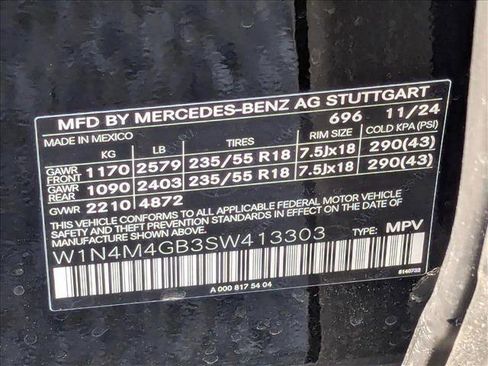 New 2025 Mercedes-Benz GLB 250 image 17