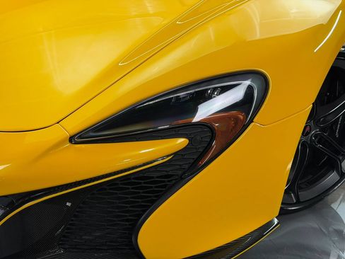 Used 2015 McLaren 650S Spider RWD image 8