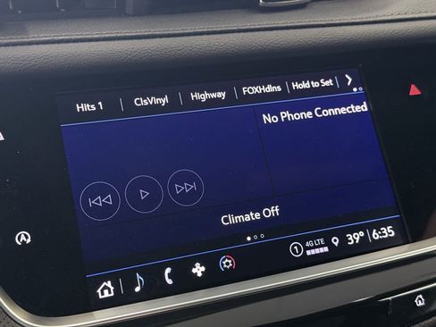 Used 2025 Cadillac XT5 Luxury w/ LPO, Floor Liner Package image 57