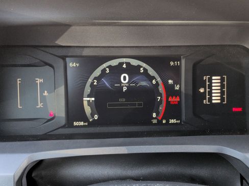 Used 2025 Toyota Tacoma SR5 image 21