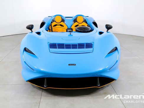 Used 2021 McLaren Elva image 4