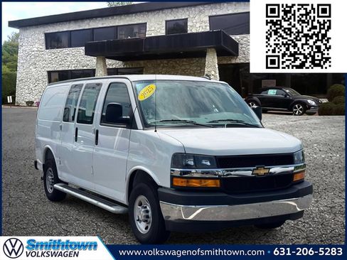 Used 2025 Chevrolet Express 2500 w/ Driver Convenience Package RWD image 1