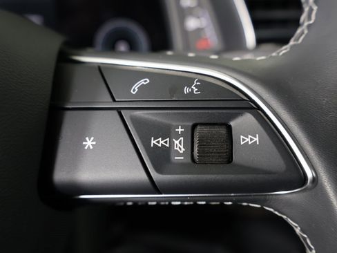 Used 2025 Audi Q7 2.0T Premium w/ Convenience Plus Package image 34