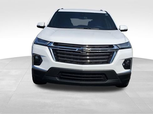 Certified 2023 Chevrolet Traverse LT FWD image 8