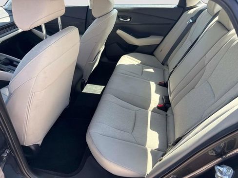 Used 2024 Honda Accord EX image 18