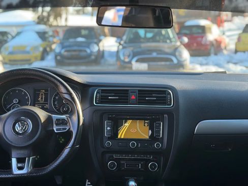 Used 2012 Volkswagen Jetta GLI image 15