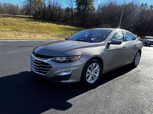 Used 2024 Chevrolet Malibu LT image 25