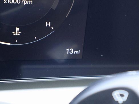 New 2026 Hyundai Tucson Limited image 32