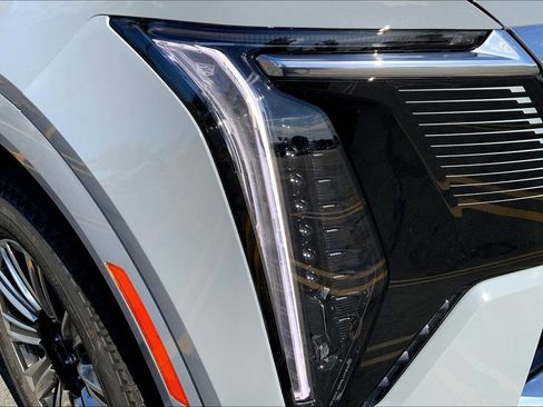 New 2026 Cadillac Escalade IQL Luxury AWD/4WD image 14