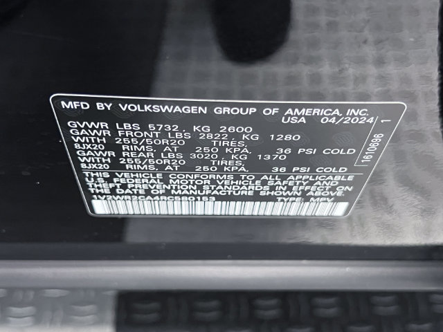 Certified 2024 Volkswagen Atlas SE FWD image 29