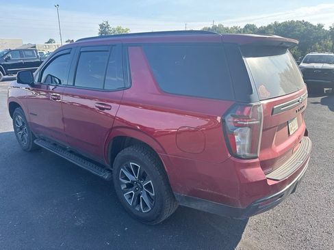 Used 2023 Chevrolet Tahoe Z71 w/ Luxury Package AWD/4WD image 4