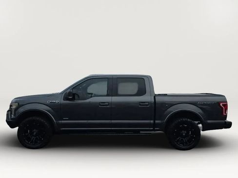 Used 2017 Ford F150 XLT w/ Equipment Group 302A Luxury RWD image 5