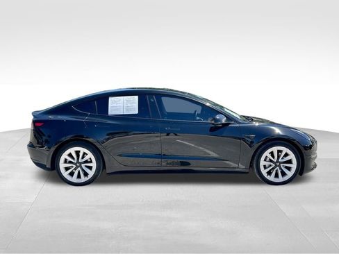Used 2021 Tesla Model 3 Standard Range Plus RWD image 4