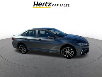 Used 2025 Volkswagen Jetta SE