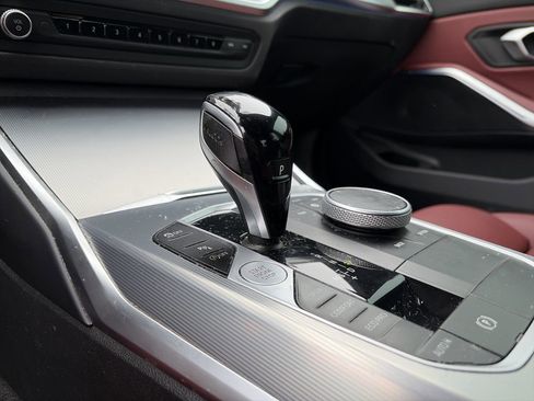 Used 2022 BMW 330i Sedan w/ Driving Assistance Package image 13