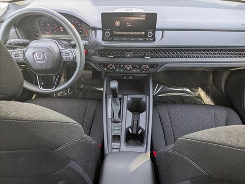 Used 2025 Honda Accord SE image 17