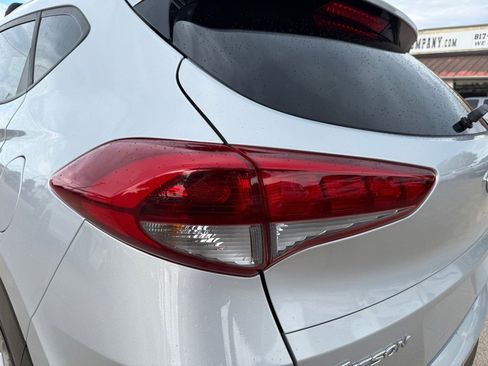 Used 2017 Hyundai Tucson SE Plus image 12