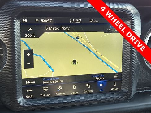 Used 2018 Jeep Wrangler Unlimited Sahara image 18