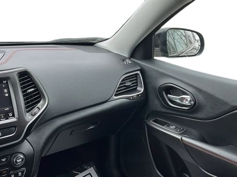 Used 2022 Jeep Cherokee Trailhawk w/ Sun, Sound & Nav Group image 30