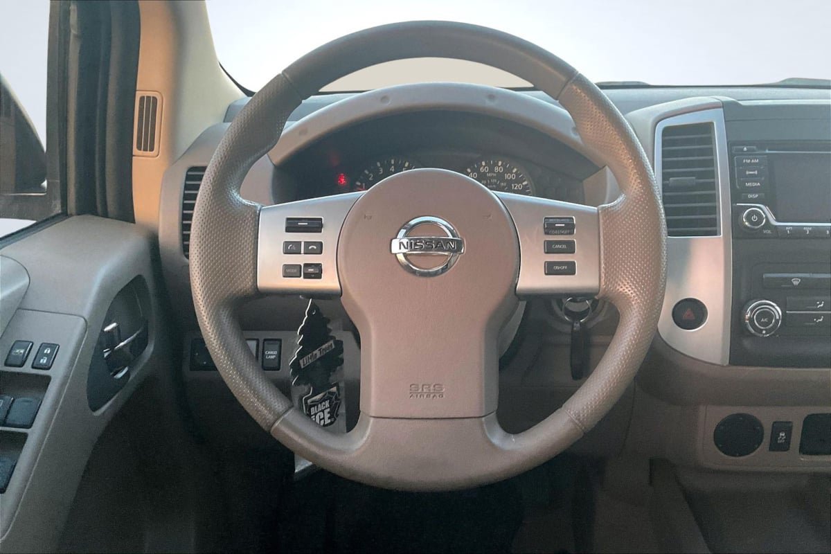 Used 2018 Nissan Frontier SV RWD image 5