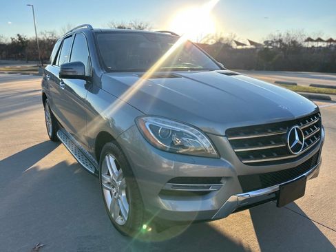 Used 2013 Mercedes-Benz ML 350 4MATIC image 4