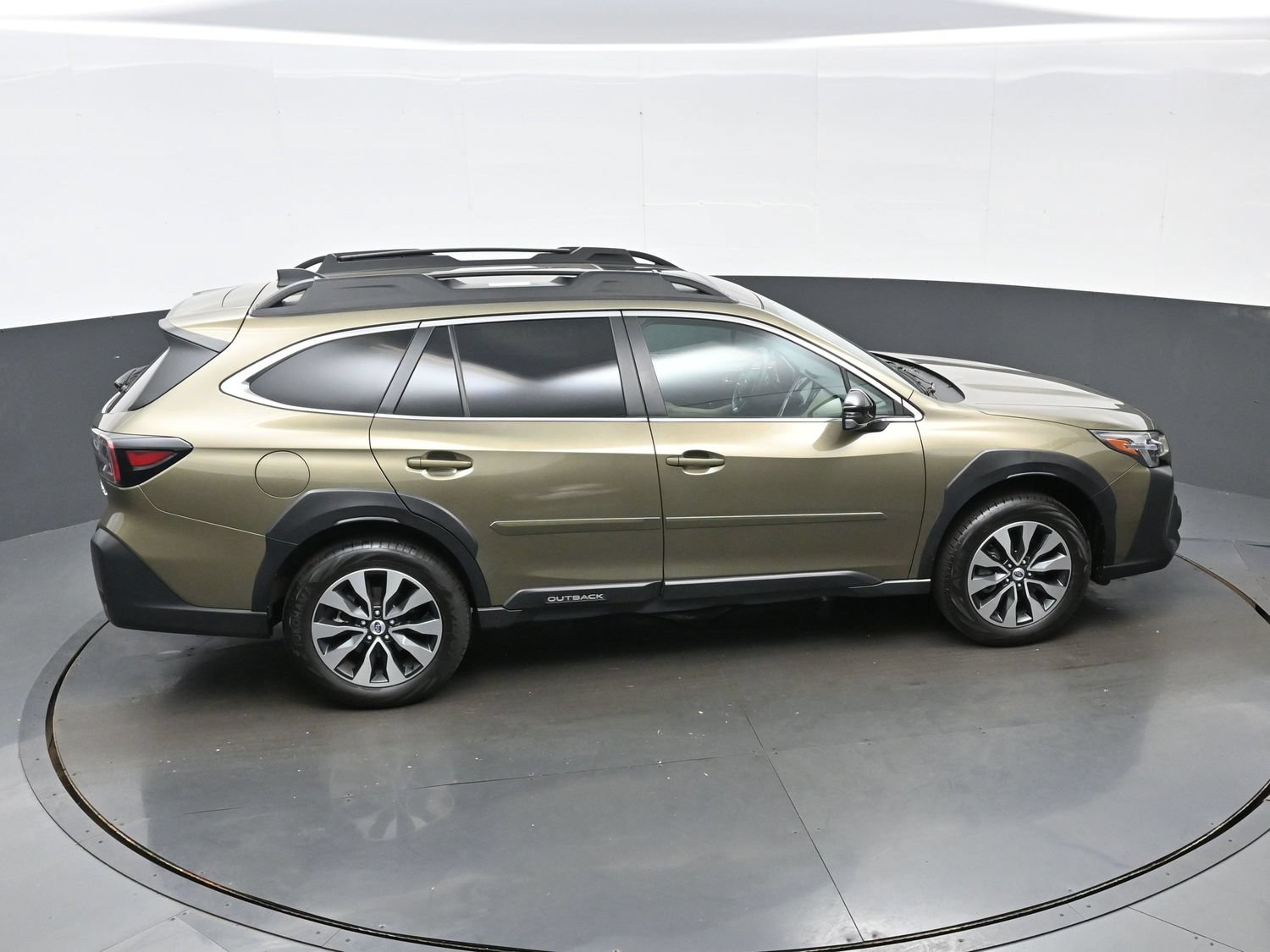 Used 2024 Subaru Outback Limited AWD/4WD image 41