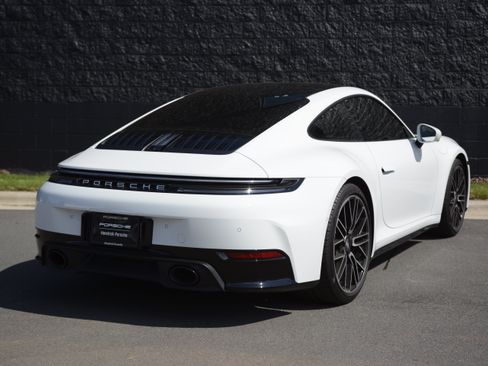 Certified 2026 Porsche 911 Carrera RWD image 7