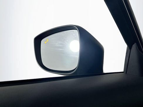 Used 2023 MAZDA CX-5 Carbon Edition image 16