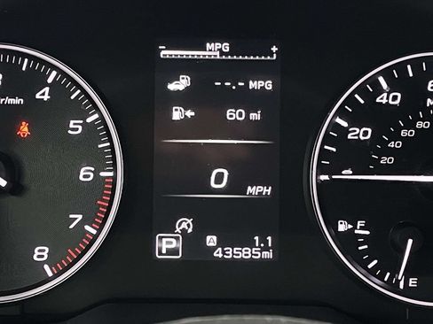 Certified 2025 Subaru Outback Premium AWD/4WD image 16