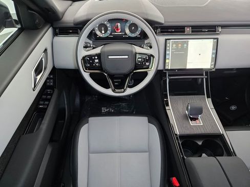 New 2026 Land Rover Range Rover Velar Dynamic SE image 12