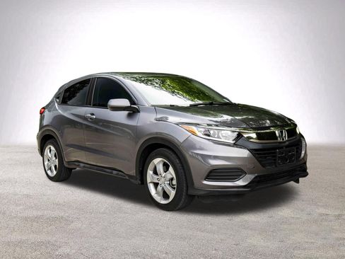 Used 2022 Honda HR-V LX image 2