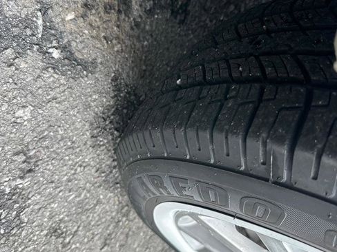 Used 2007 Lincoln Town Car Signature image 13