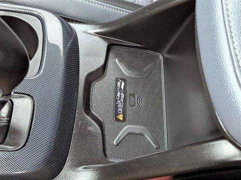 Used 2022 Chevrolet Colorado Z71 AWD/4WD image 53