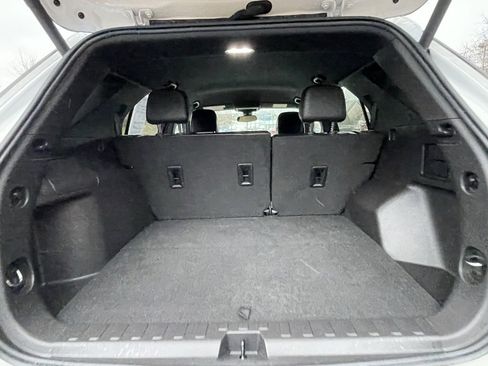 Certified 2024 Chevrolet Equinox Premier image 17